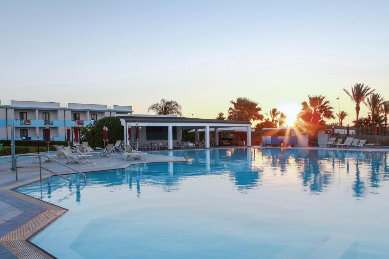 Zeta Club Selinunte Hotel Marinella di Selinunte Bagian luar foto