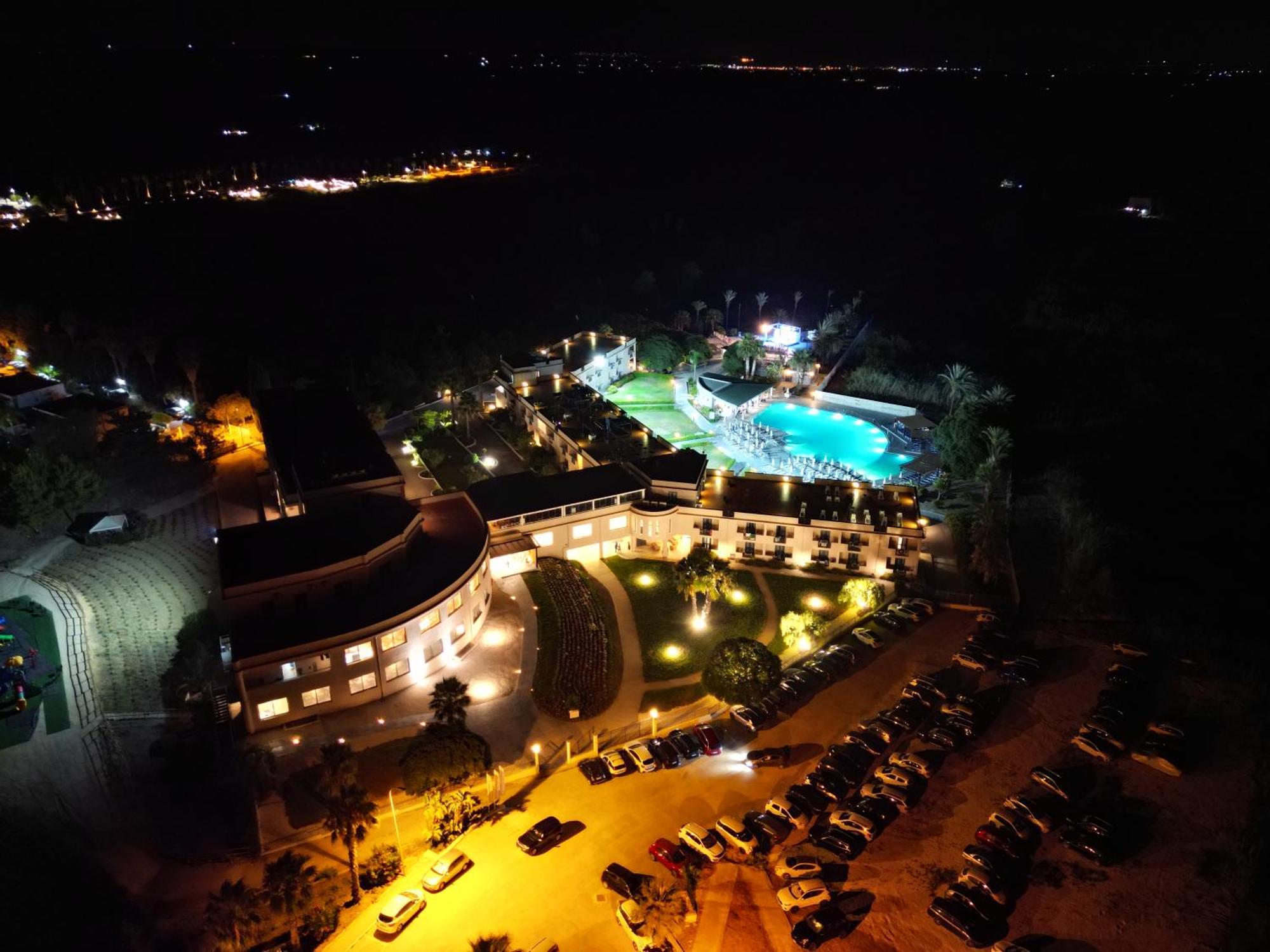 Zeta Club Selinunte Hotel Marinella di Selinunte Bagian luar foto