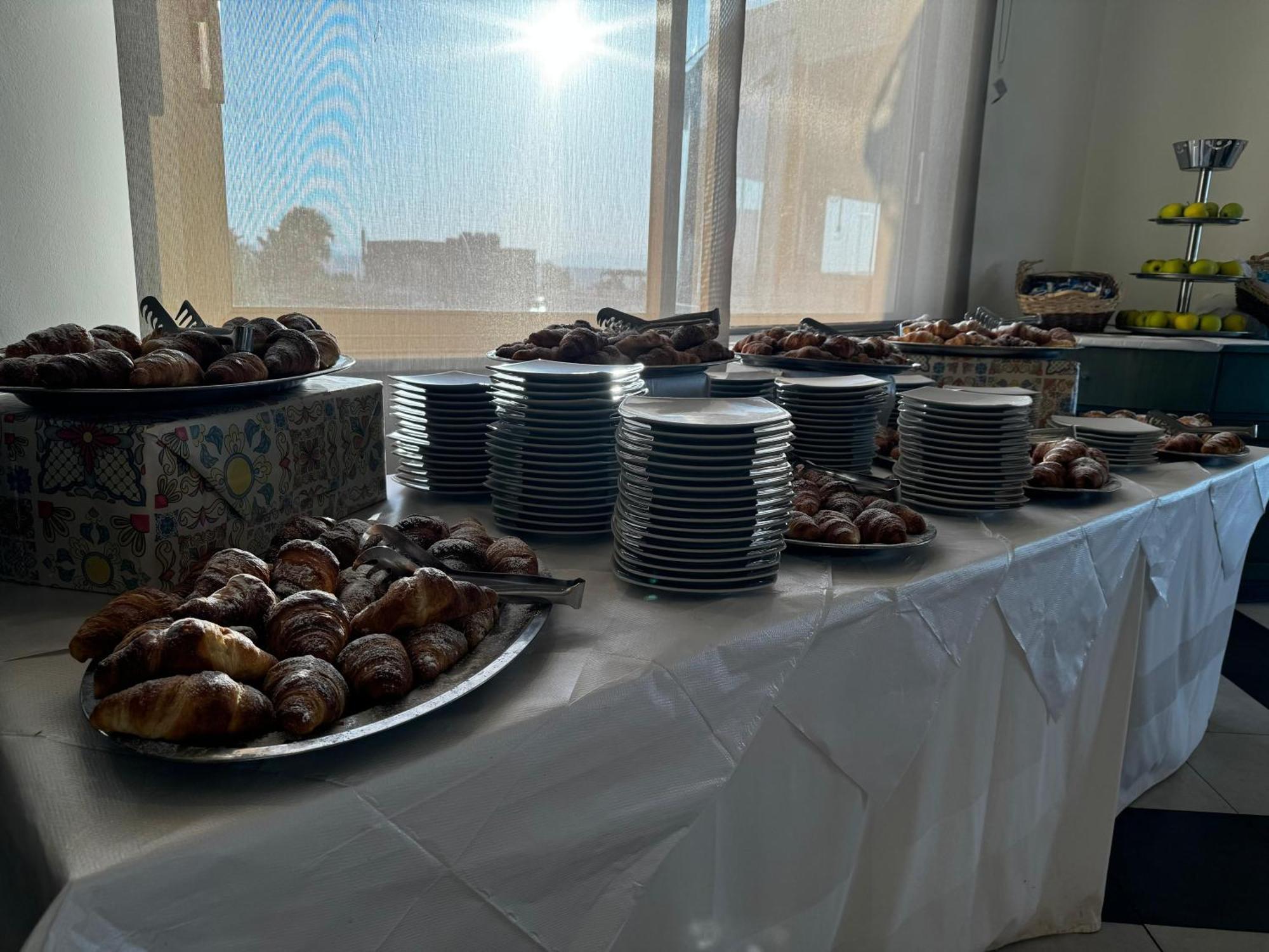 Zeta Club Selinunte Hotel Marinella di Selinunte Bagian luar foto