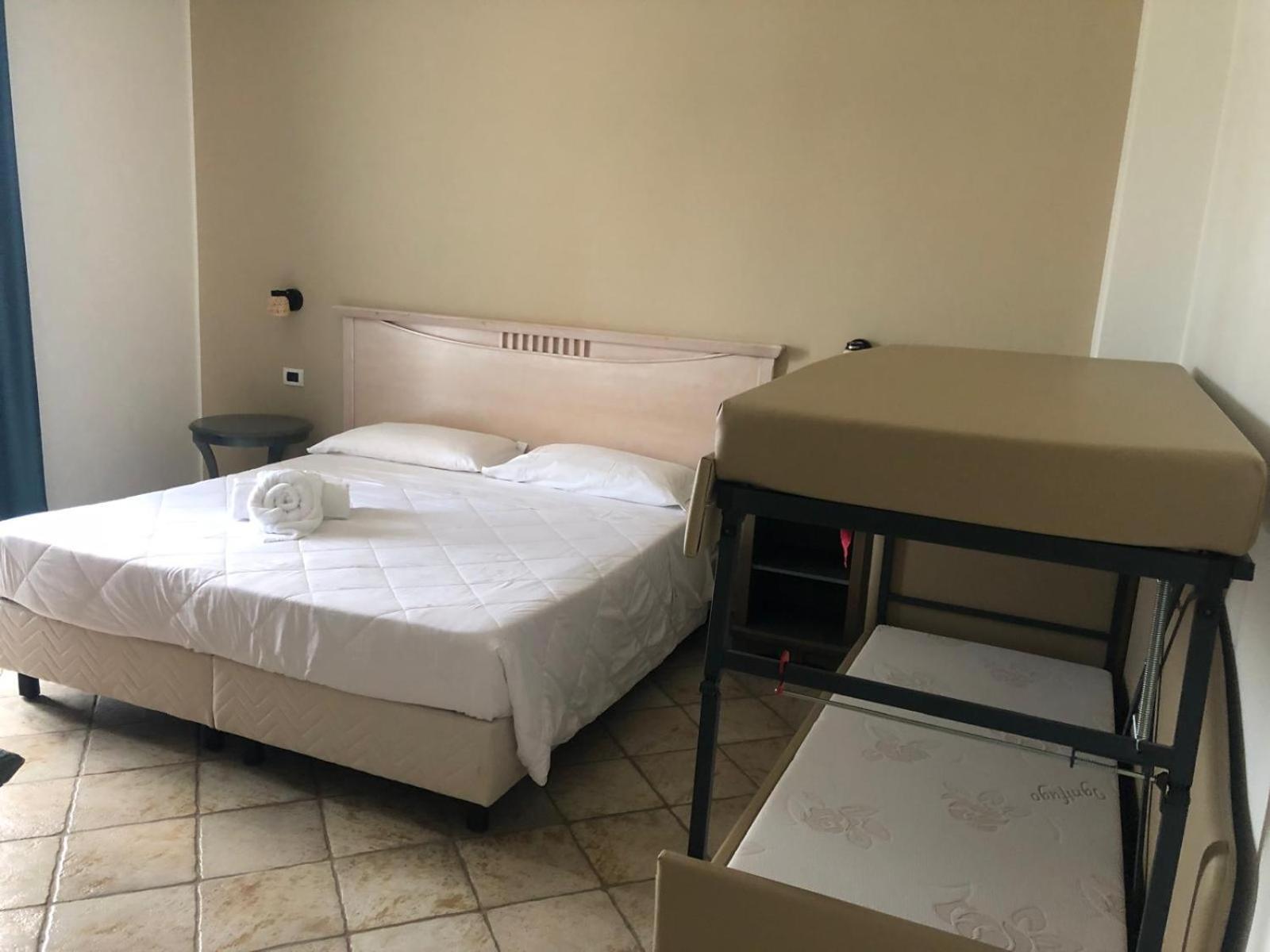 Zeta Club Selinunte Hotel Marinella di Selinunte Bagian luar foto